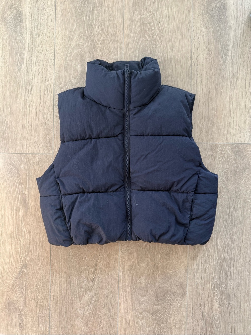 H&M Navy Puffer Vest Sleeveless Zip Front